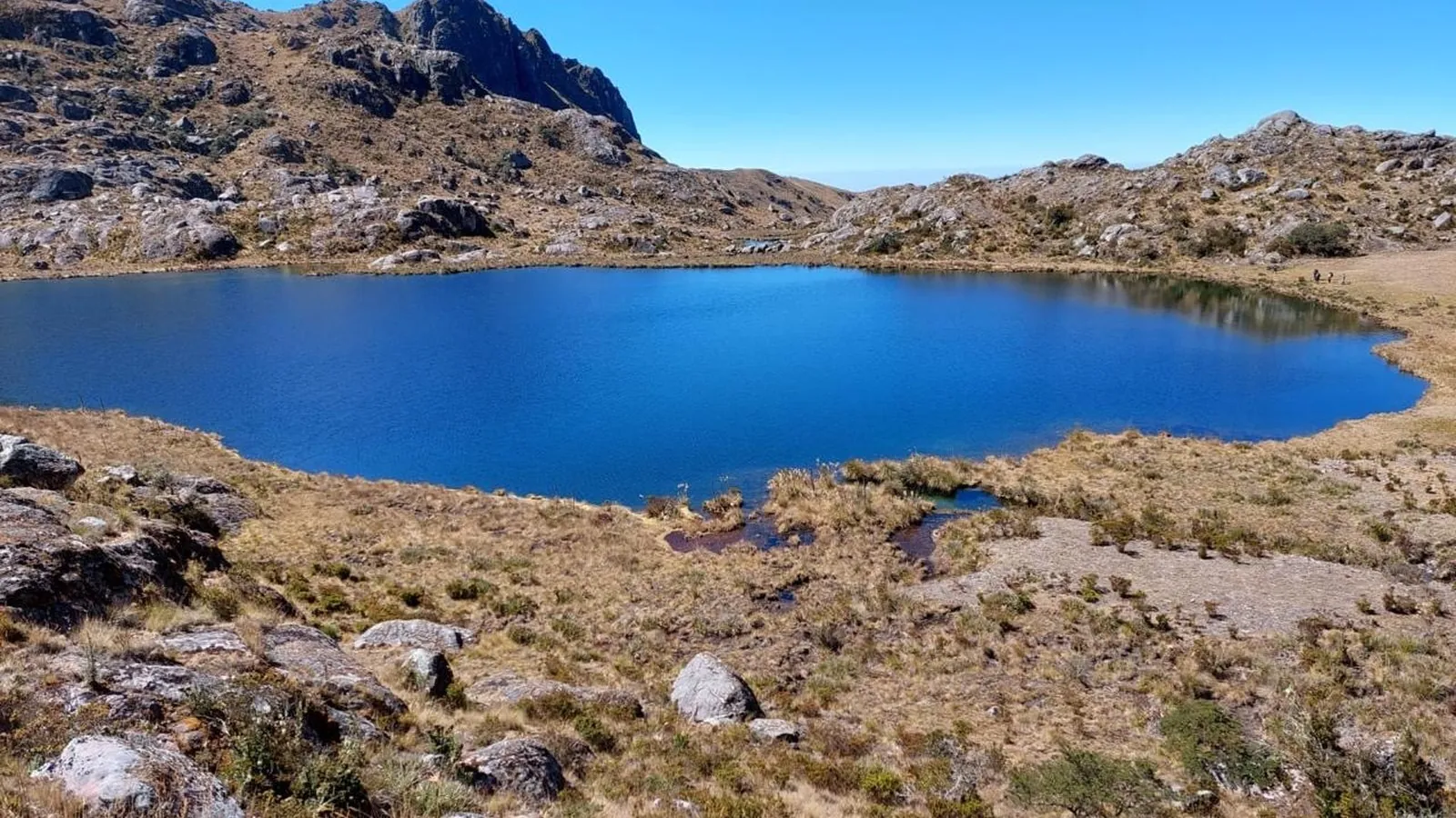 Lagunas Sagradas - Alta Sierra Nevada